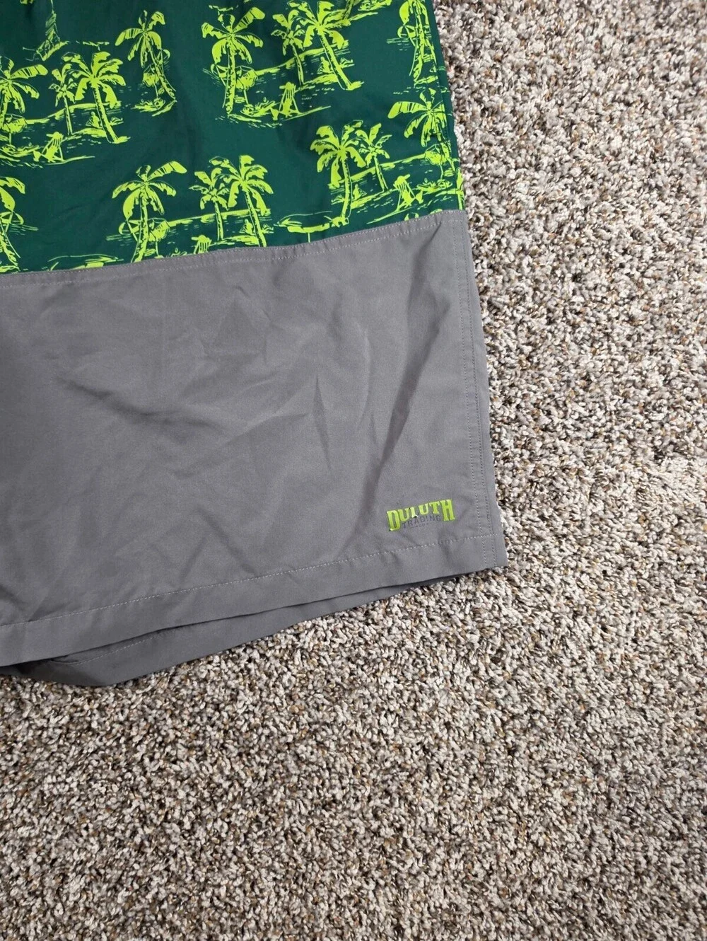Duluth Trading Co Mens Sz 3XL Lined Swim Trunks Swimsuit Gray Green Palm Tree